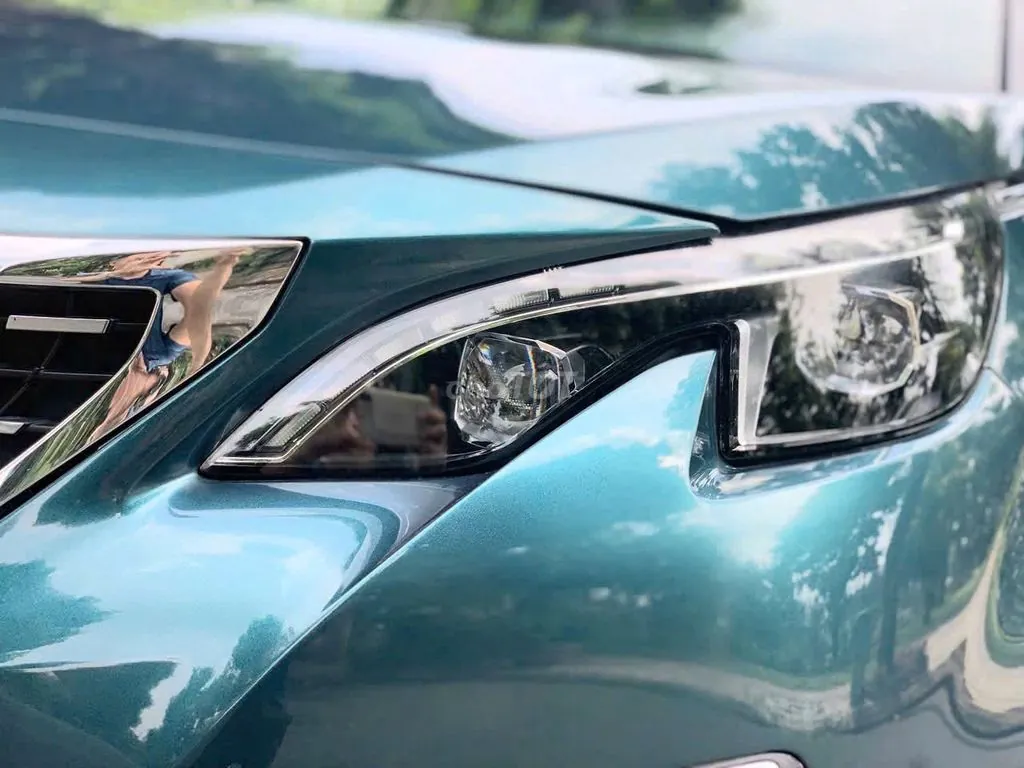 Peugeot 5008 2020 photo 3