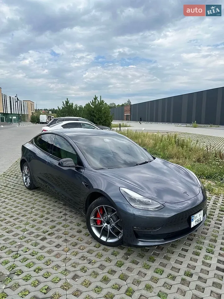 Tesla Model 3 2021 photo 4