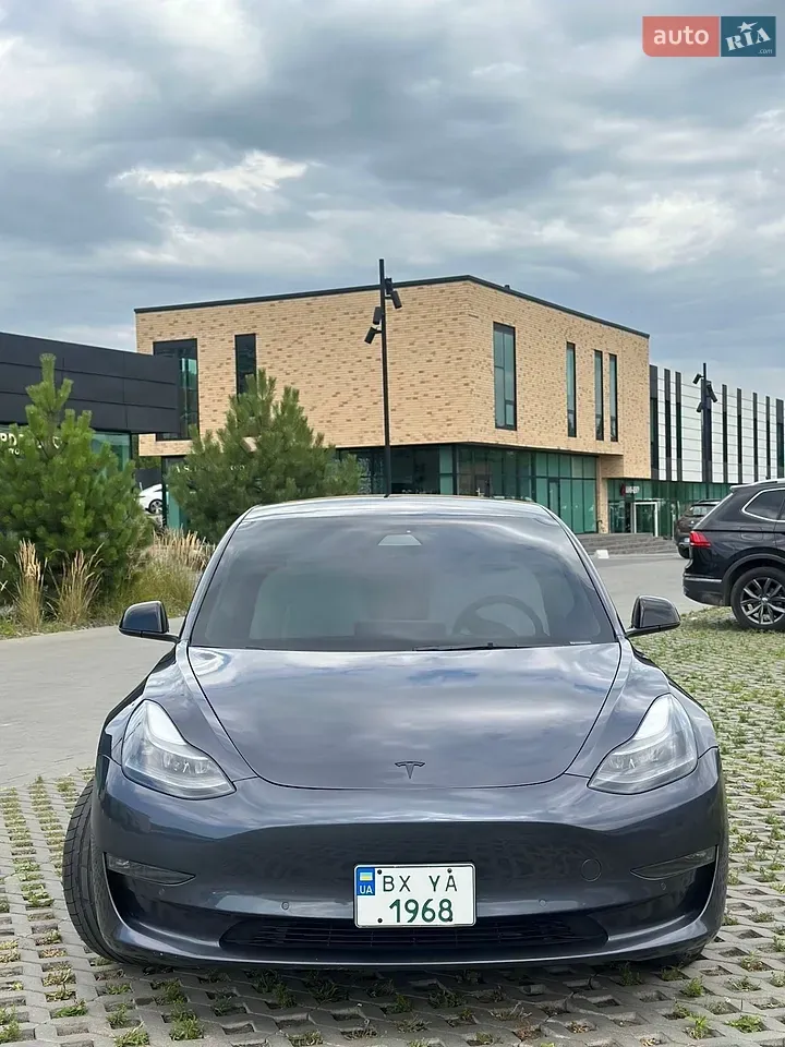 Tesla Model 3