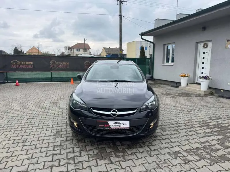 Opel Astra 2015 photo 2