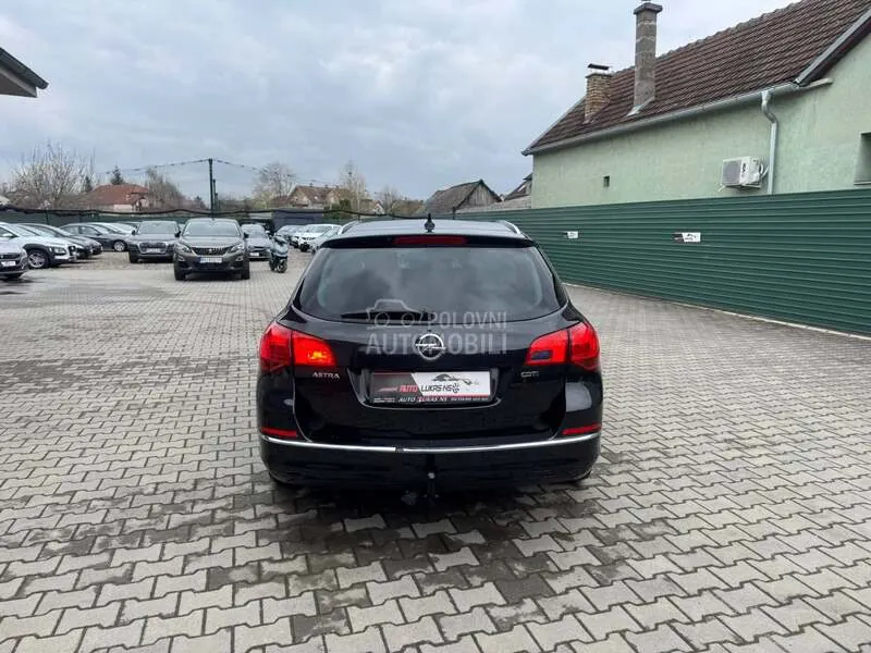 Opel Astra 2015 photo 5