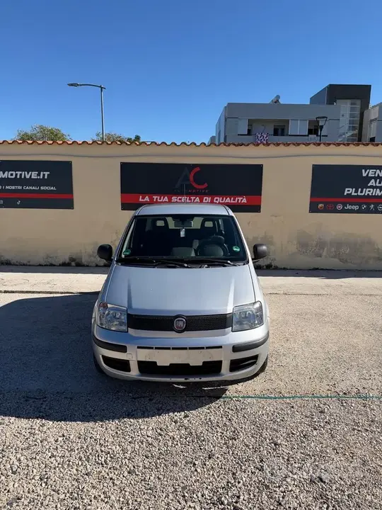 Fiat Panda 2010 photo 2