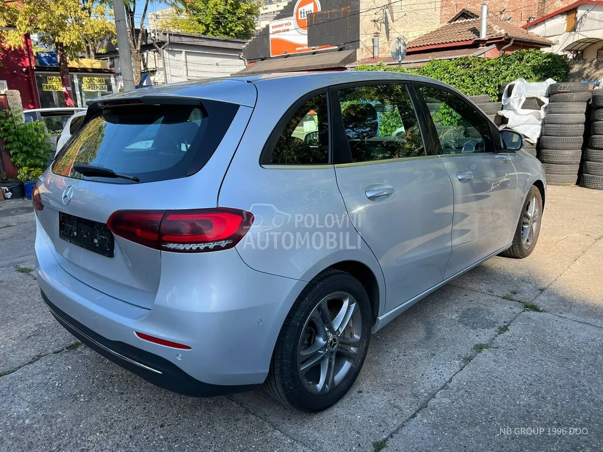 Mercedes-Benz B 180 2019 photo 4