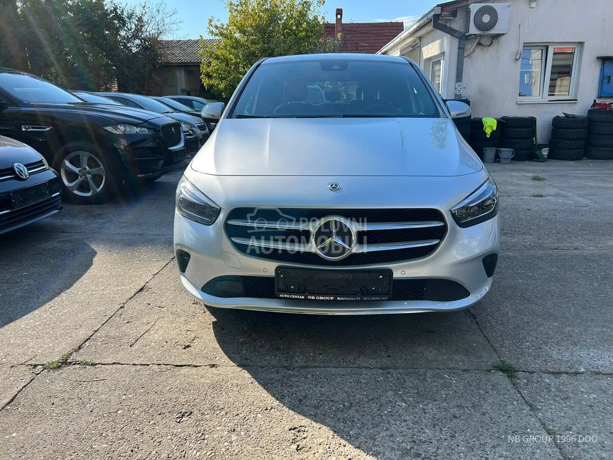 Mercedes-Benz B 180 2019 photo 2