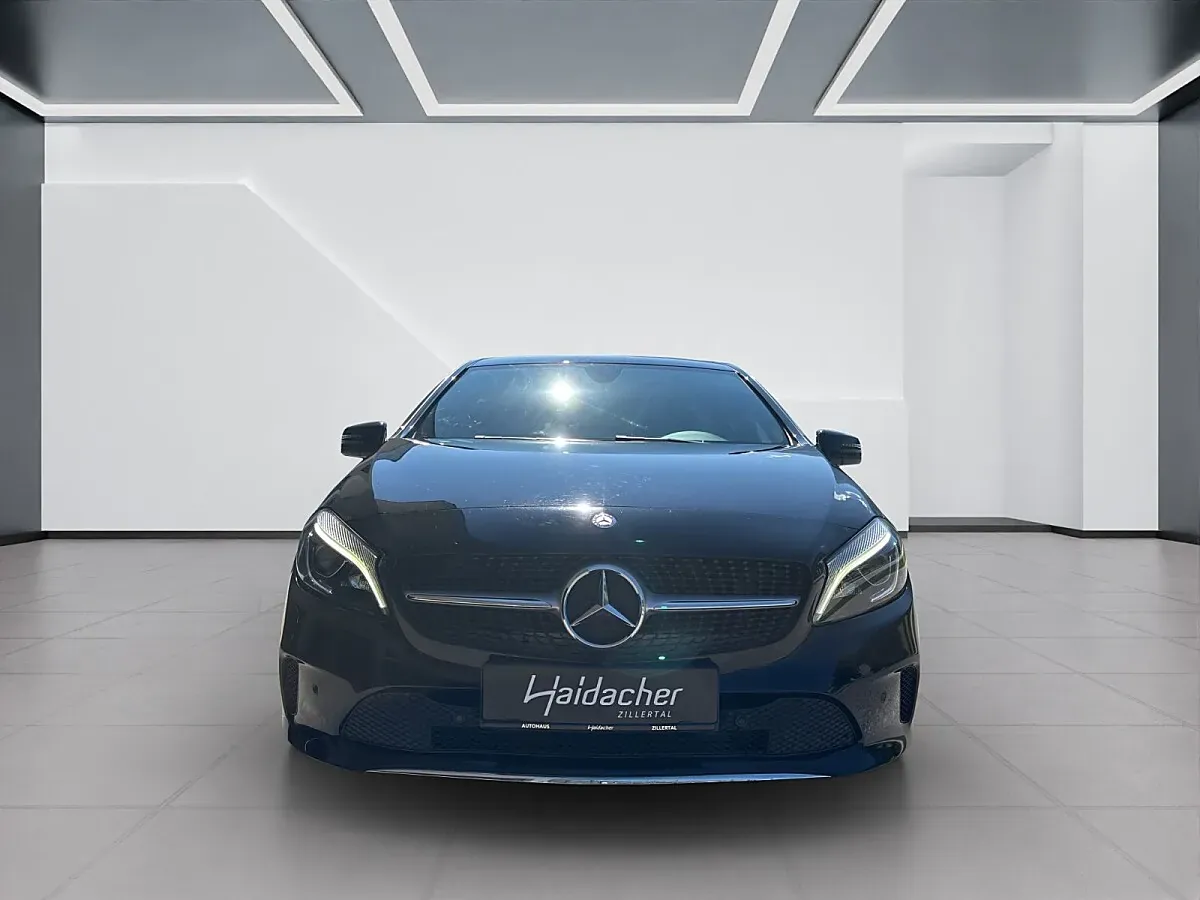 Mercedes-Benz A-Class 2016 photo 3
