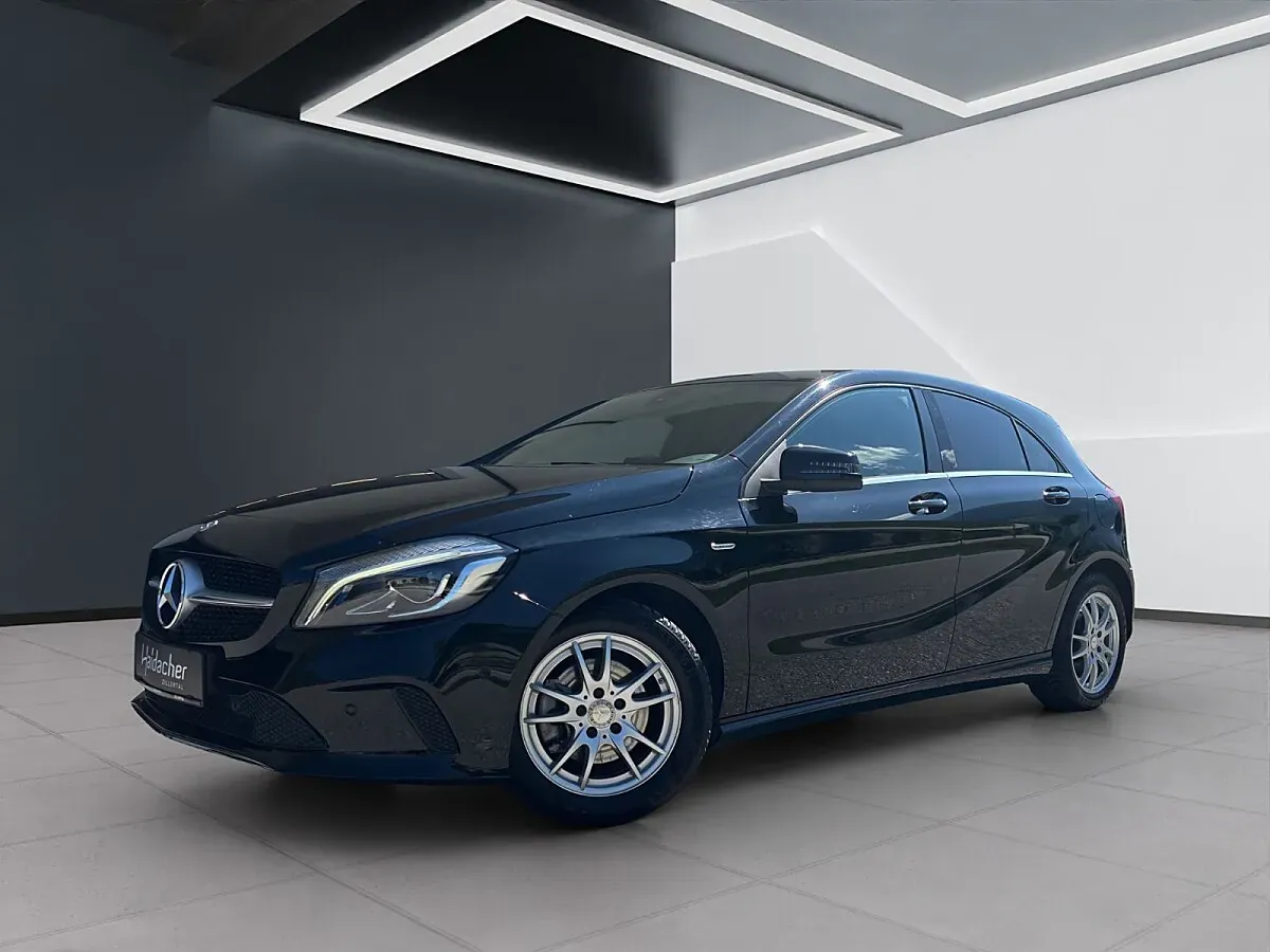 Mercedes-Benz A-Class 2016 photo 2