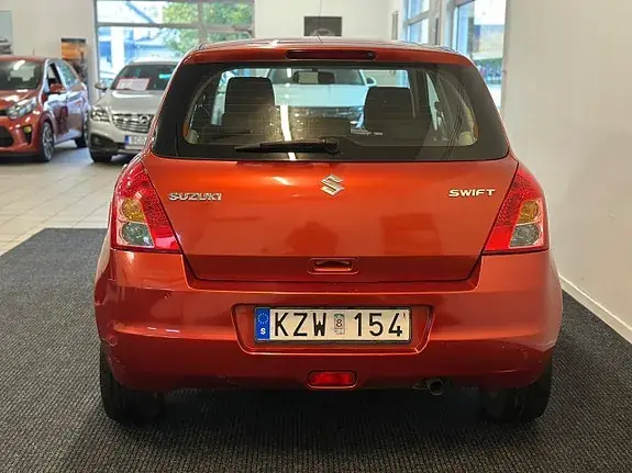 Suzuki Swift 2008 photo 3