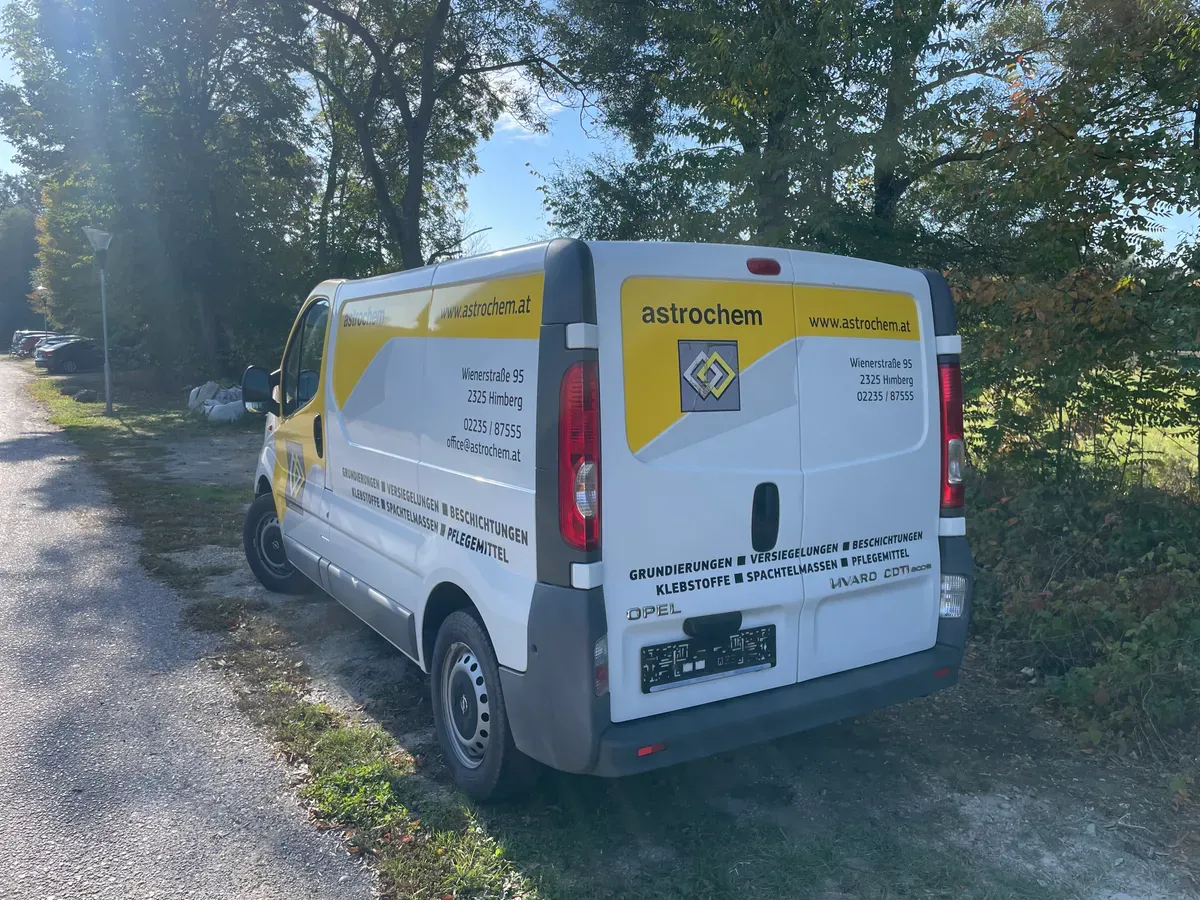 Opel Vivaro 2014 photo 3