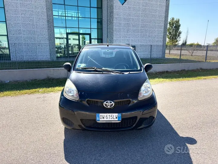 Toyota Aygo 2009 photo 2