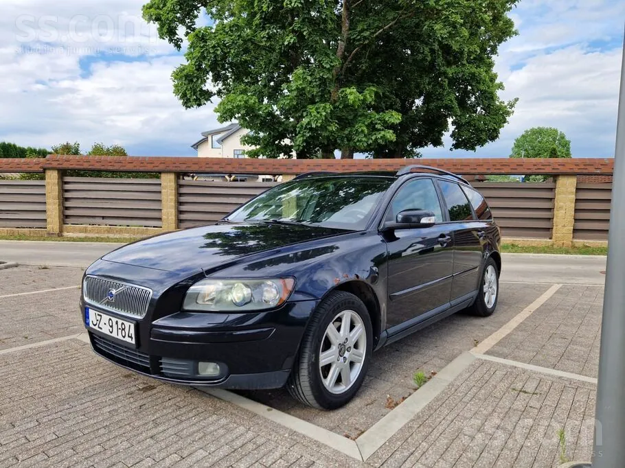 Volvo V50 2006 photo 2