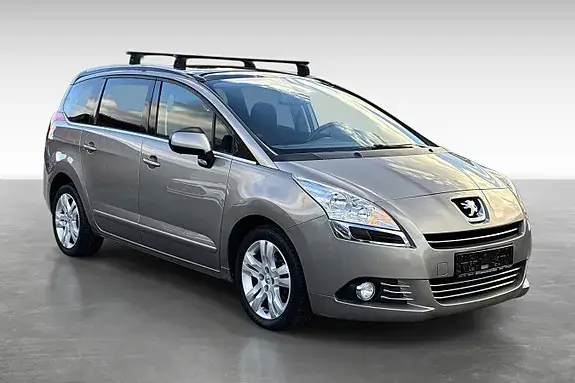 Peugeot 5008 2011 photo 2