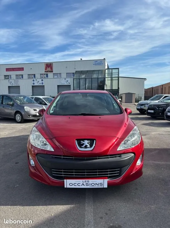 Peugeot 308 2011 photo 3
