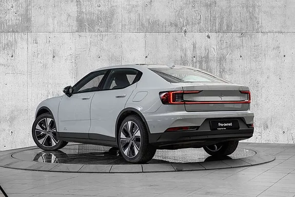Polestar 2 2025 photo 2