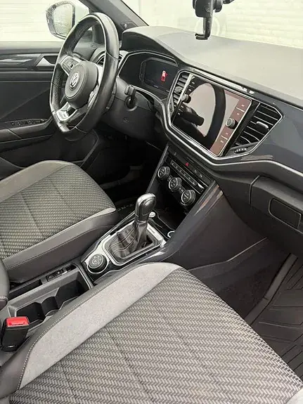 Volkswagen T-Roc 2019 photo 3