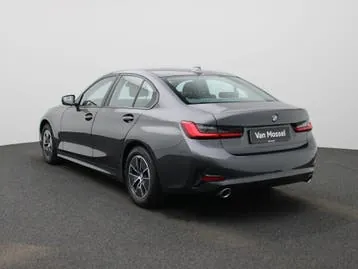 BMW 3 Series 2021 photo 2