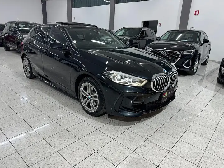 BMW 1 Series 2023 photo 3