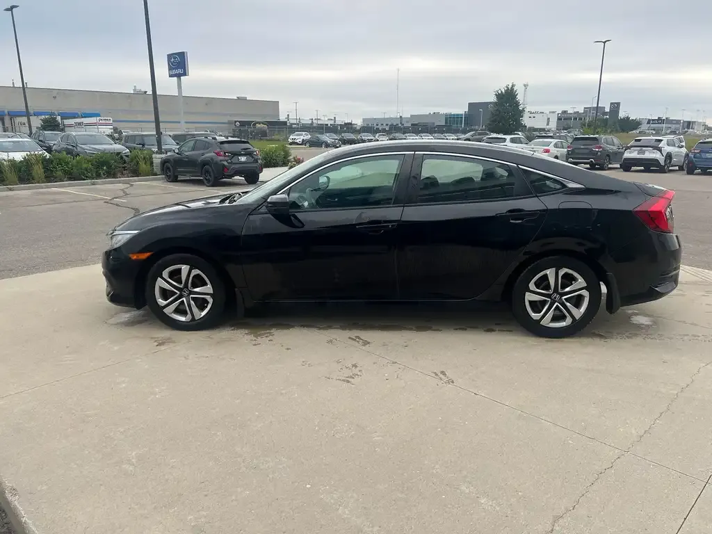 Honda Civic 2018 photo 4