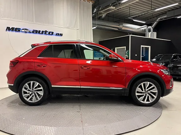 Volkswagen T-Roc 2022 photo 3