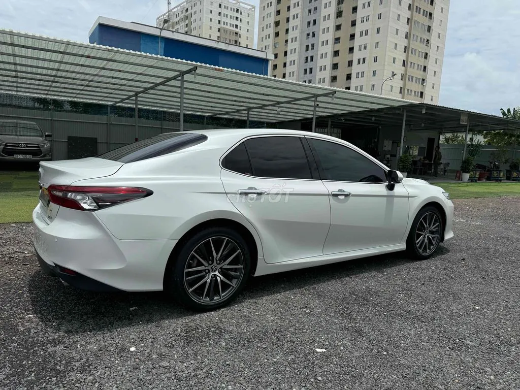 Toyota Camry 2022 photo 4