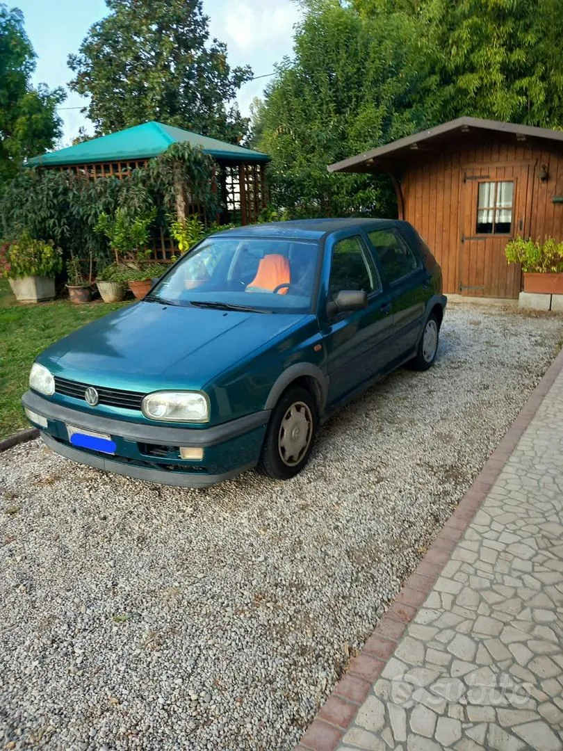 Volkswagen Golf
