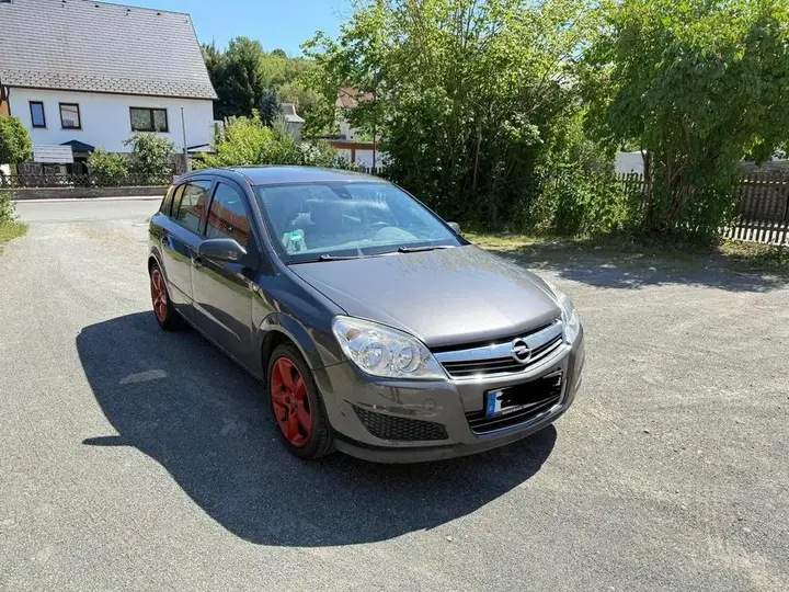 Opel Astra H