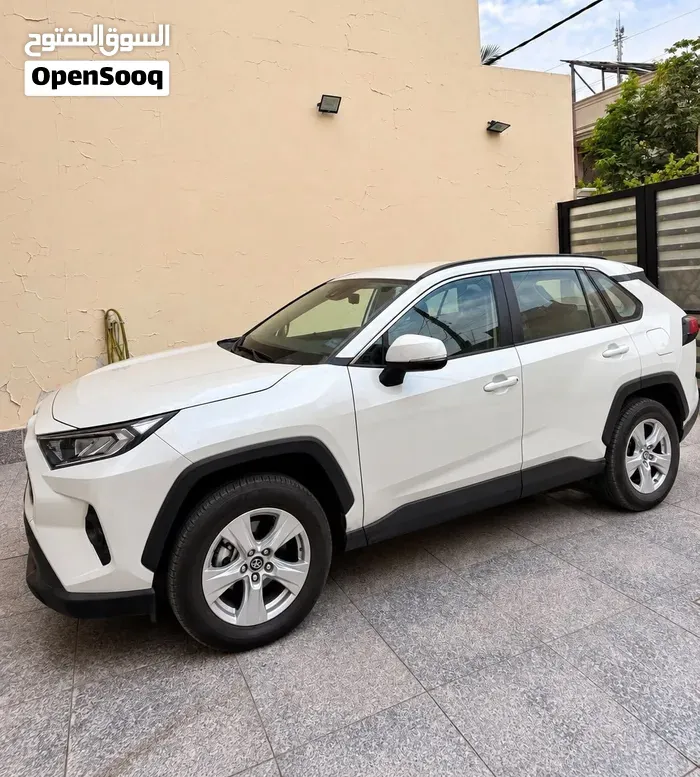 Toyota Rav 4 2025 photo 3