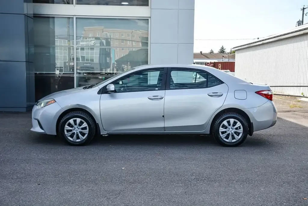 Toyota Corolla 2016 photo 3