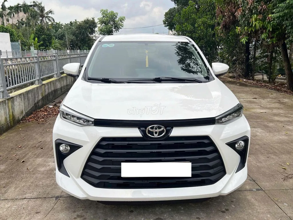 Toyota Avanza Premio