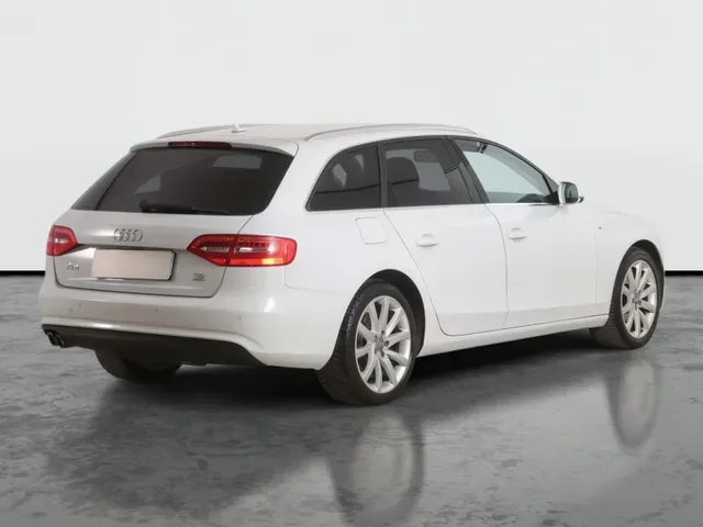 Audi A4 Avant 2013 photo 4