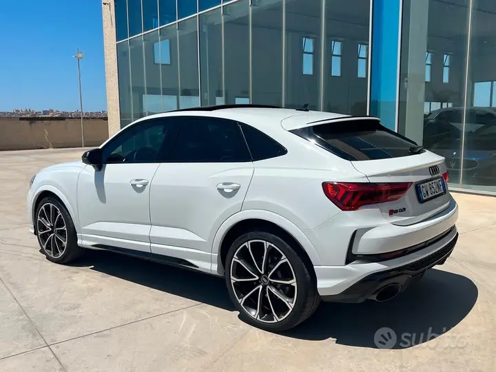 Audi Q3 2023 photo 3