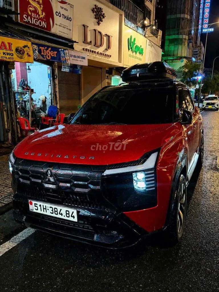 Mitsubishi Destinator