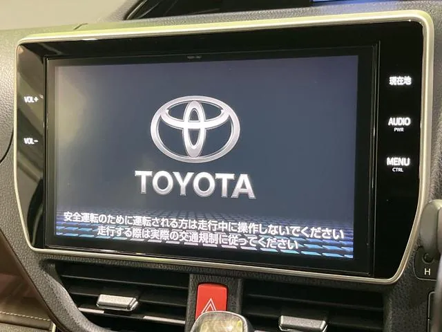 Toyota Esquaise G-I 2017 photo 4