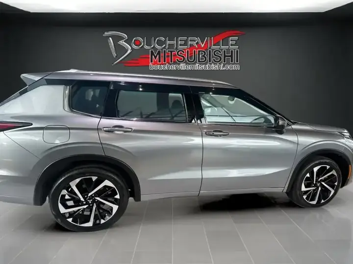 Mitsubishi Outlander 2022 photo 3