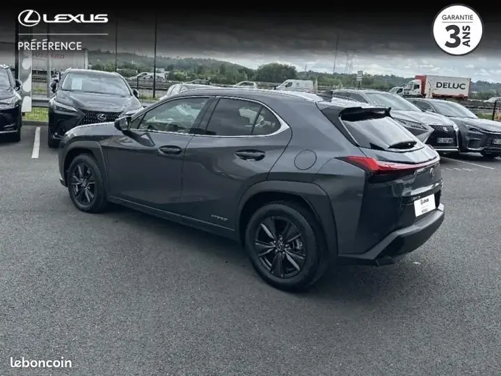 Lexus Ux 2022 photo 2
