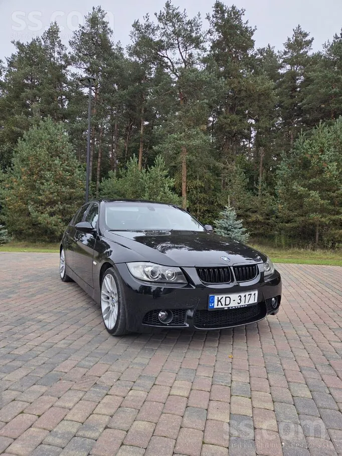 BMW 320 2007 photo 2