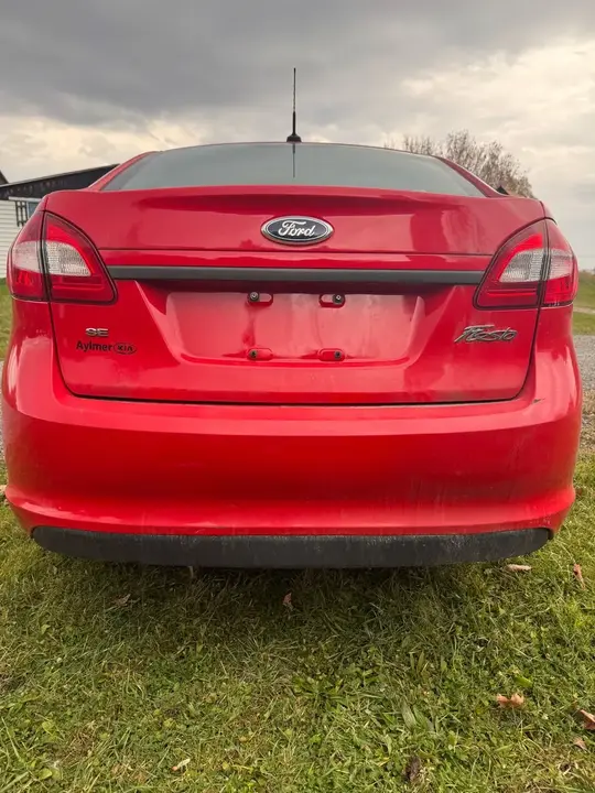 Ford Fiesta 2013 photo 5