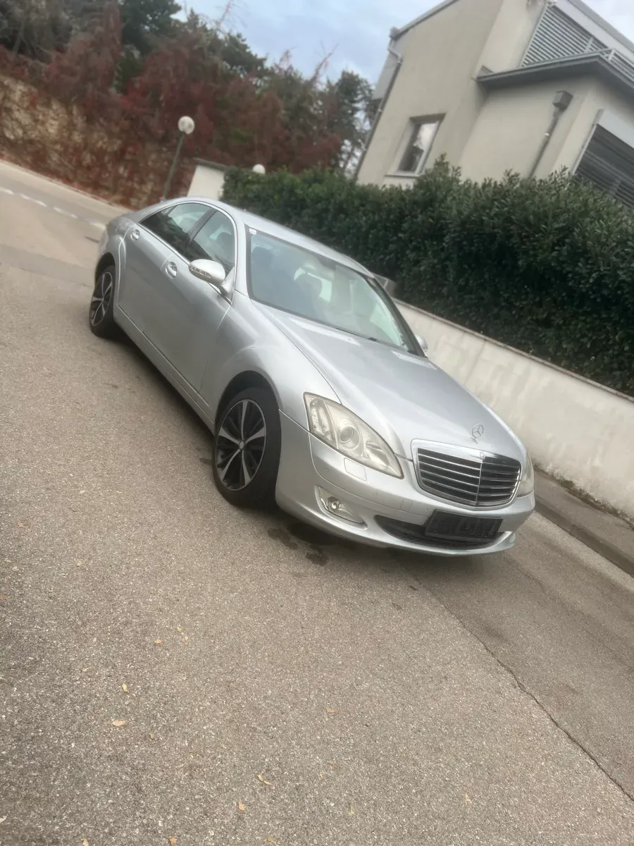 Mercedes-Benz S-Class 2006 photo 3