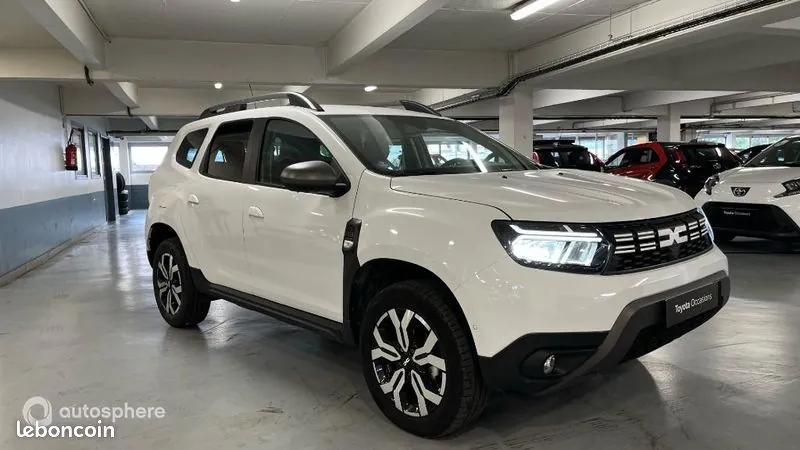 Dacia Duster 2023 photo 3