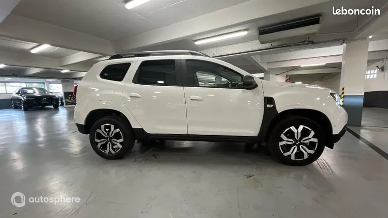 Dacia Duster 2023 photo 4