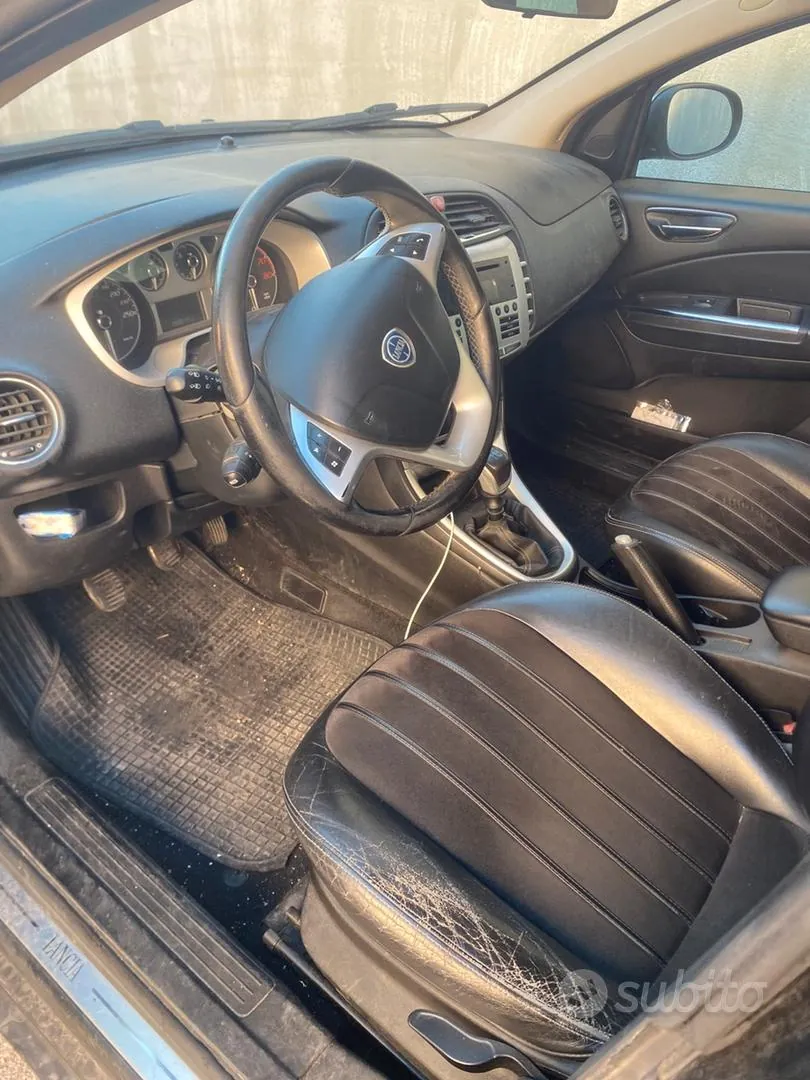 Lancia Delta 2014 photo 3
