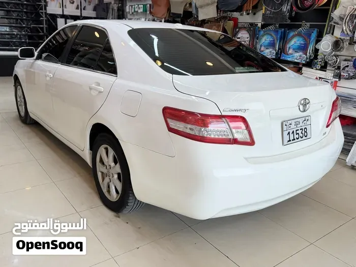 Toyota Camry 2011 photo 2