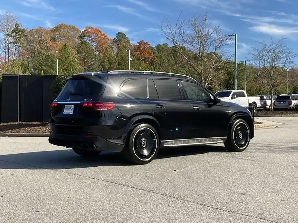 Mercedes-Benz Gls 2024 photo 2