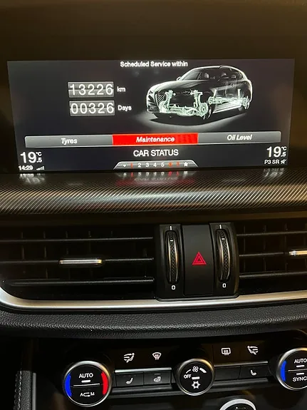 Alfa Romeo Stelvio 2017 photo 5
