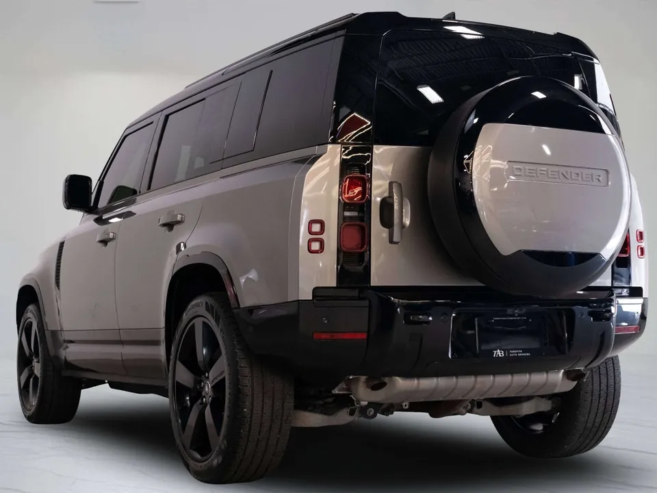 Land Rover Defender 2025 photo 5