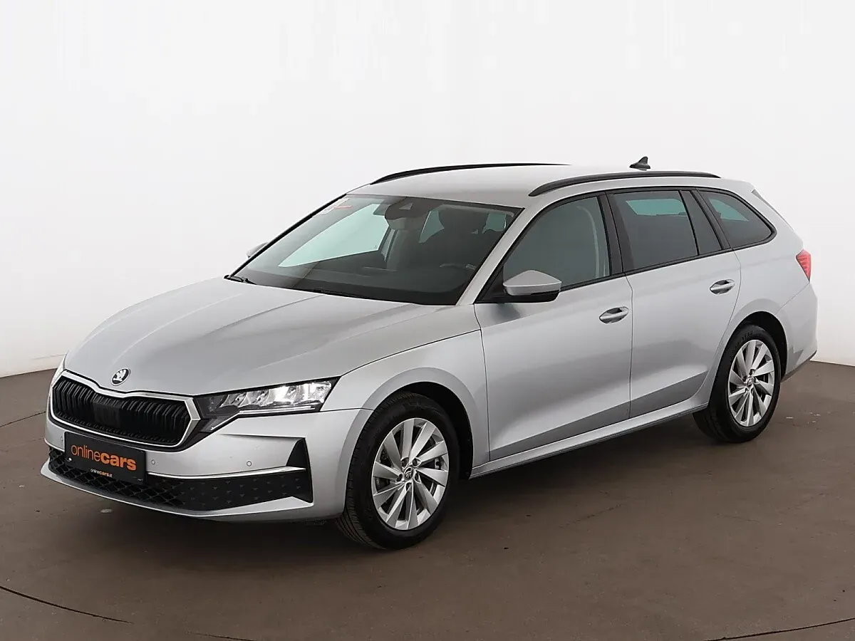 Skoda Octavia 2024 photo 2