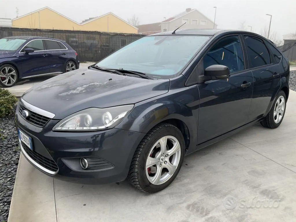 Ford Focus 2008 photo 3