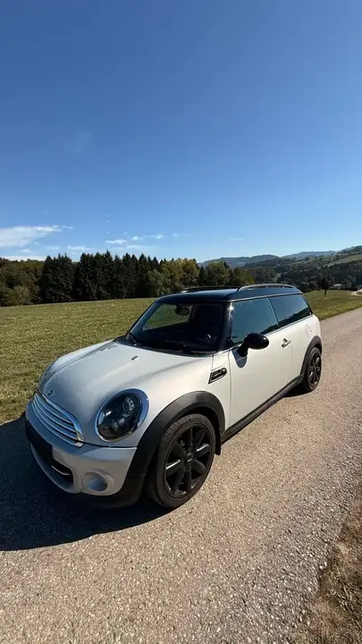 Mini Clubman 2010 photo 2