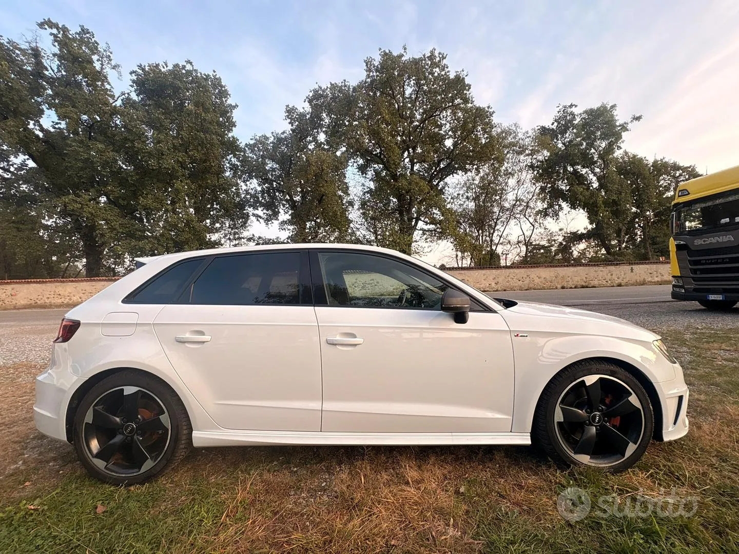 Audi A3 2015 photo 2