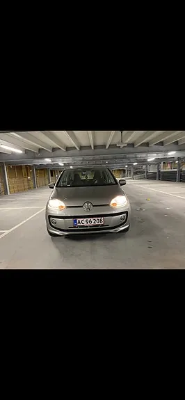 Volkswagen Up 2013 photo 3