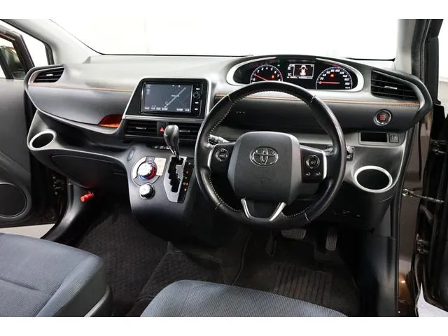 Toyota Sienna G 2015 photo 2
